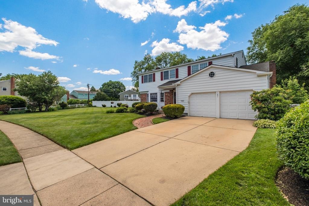 House in Mount Laurel Township, New Jersey, United States 2 - 18065482