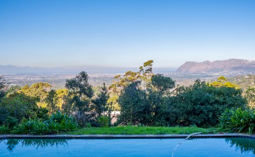 Land in Scott Estate, Cape Town, South Africa 1