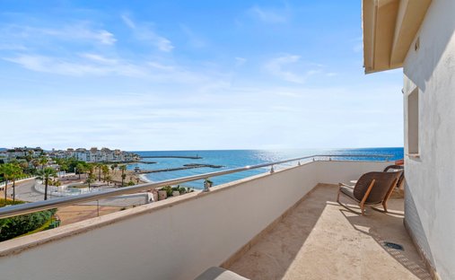 Apartamento en Playa Puerto Banús, Marbella, España 1