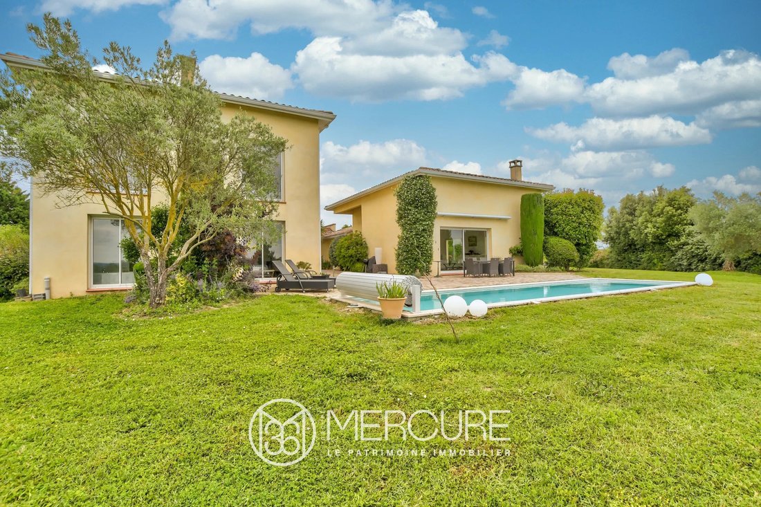 Villa in Castelnau-d'Estretefonds, Occitania, France 3 - 18067861