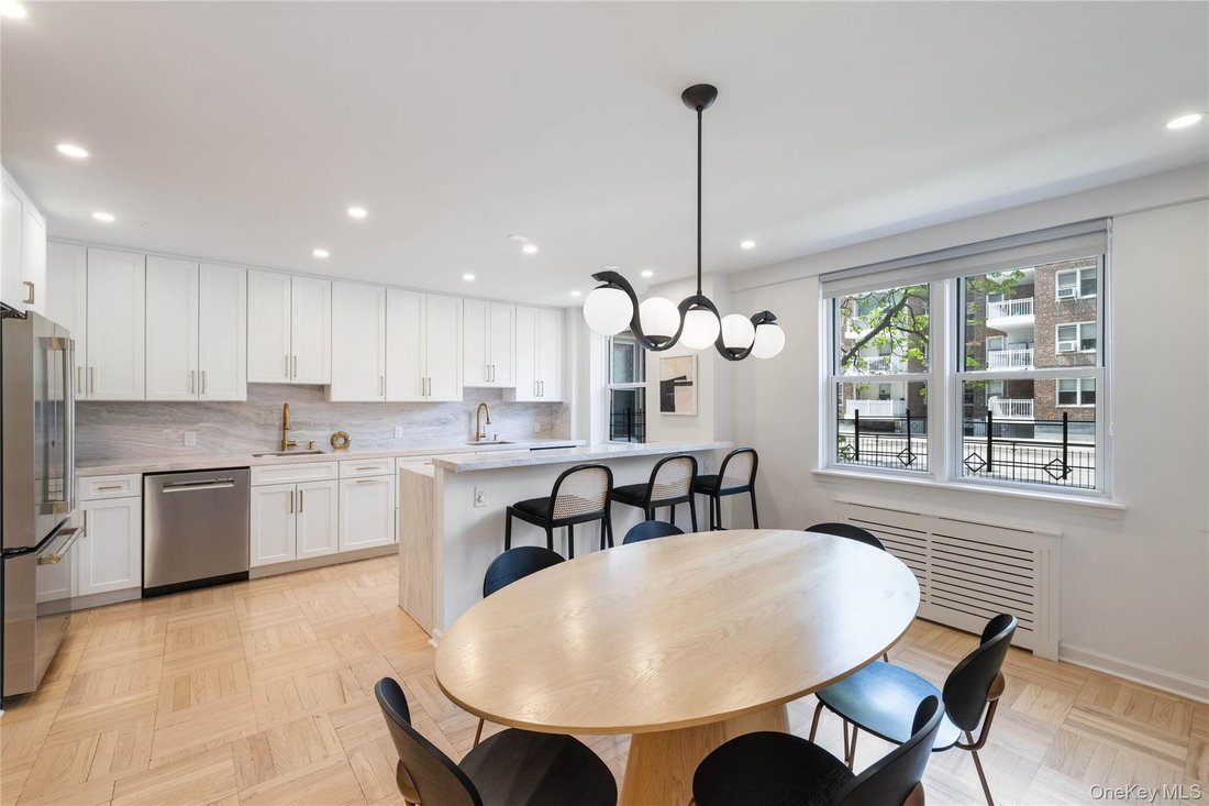 Co Op in New York, New York, United States 3 - 18065666