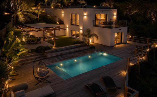 Villa in Cannes, Provence-Alpes-Côte d'Azur, France 1