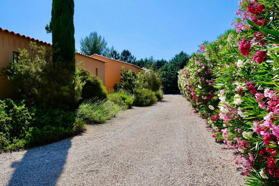 House in Uzès, Occitania, France 3 - 16741369