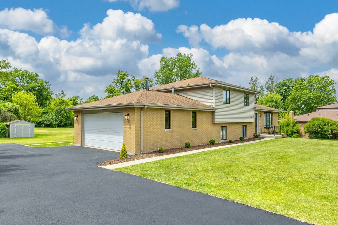 House in Homer Glen, Illinois, United States 3 - 18066858