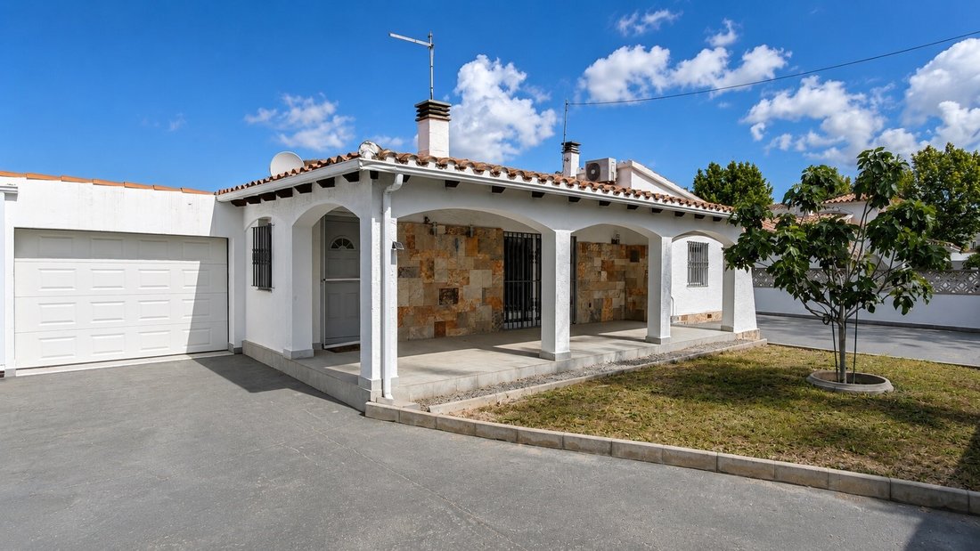 House in Empuriabrava, Catalonia, Spain 2 - 18067830