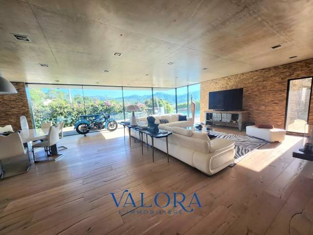 Casa en Hyères, Provenza-Alpes-Costa Azul, Francia 5 - 16368864