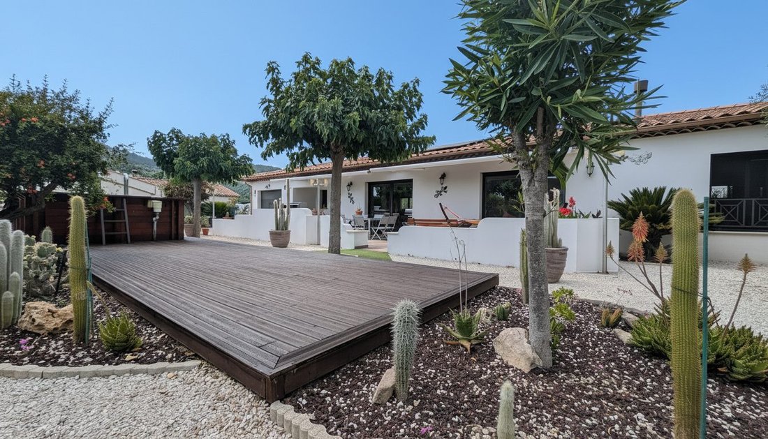 Villa in Gonfaron, Provence-Alpes-Côte d'Azur, France 2 - 18068943