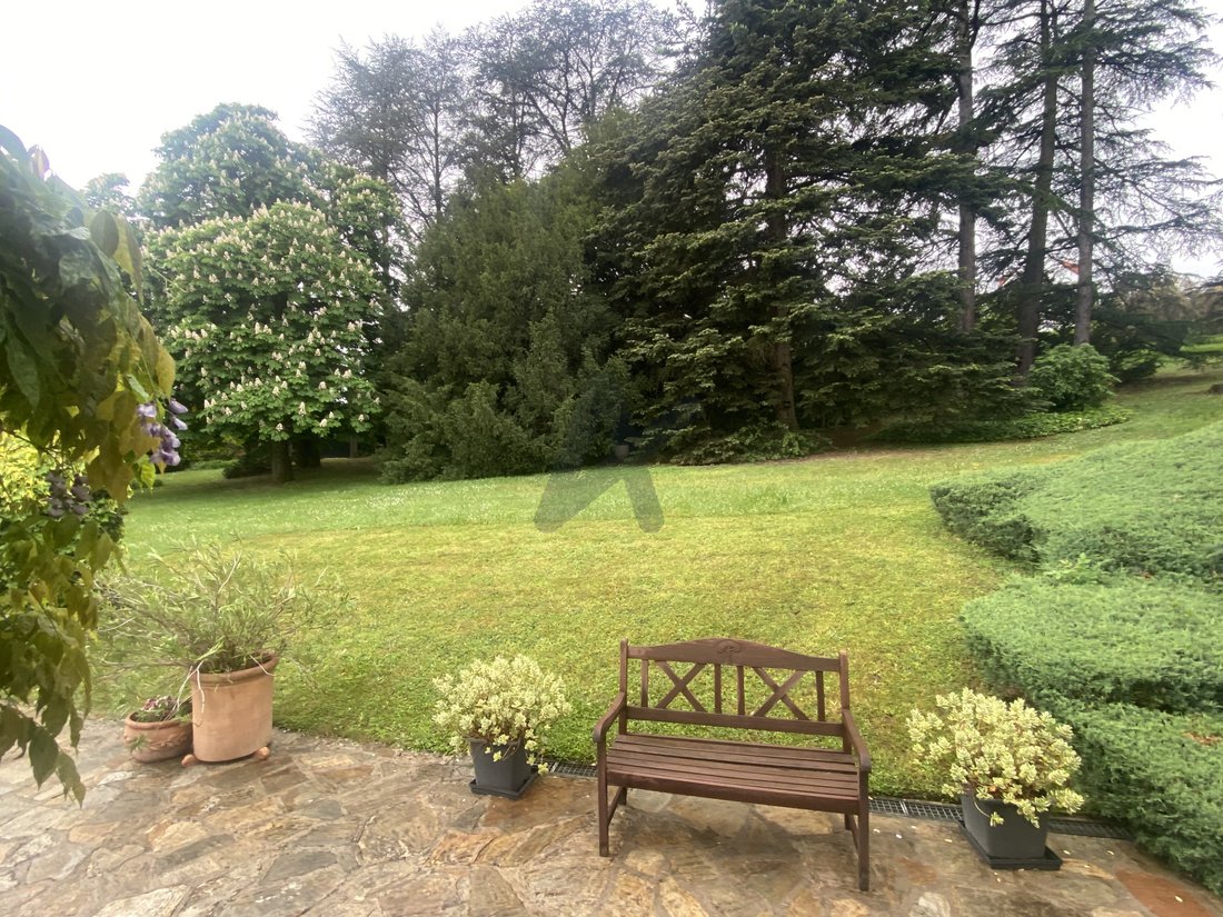 House in Saint-Martin-la-Plaine, Auvergne-Rhône-Alpes, France 5 - 17947670