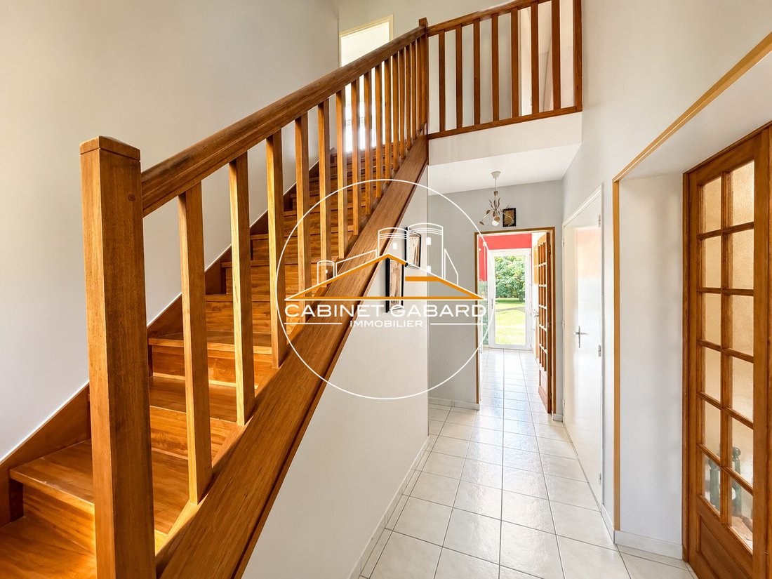 House in Chene Vert-Centre Ville, Saint-Barthelemy-d'Anjou, France 4 - 18068866