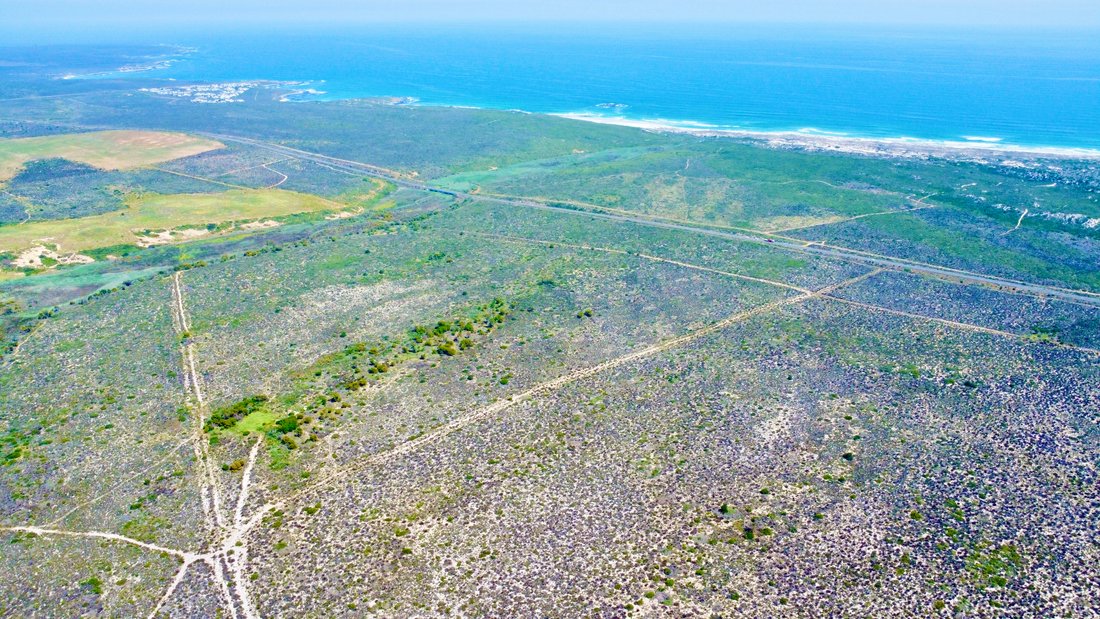 Land in Yzerfontein, Western Cape, South Africa 3 - 18068728