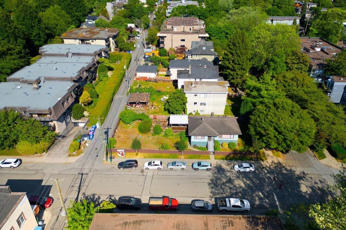 House in Vancouver, British Columbia, Canada 2 - 18067517