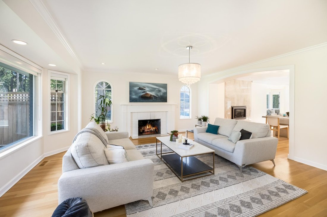House in West Vancouver, British Columbia, Canada 4 - 18067509