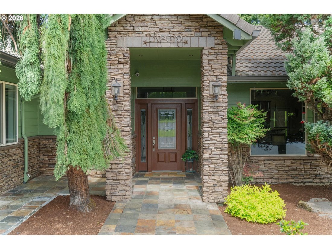 House in Oregon City, Oregon, United States 3 - 18068792
