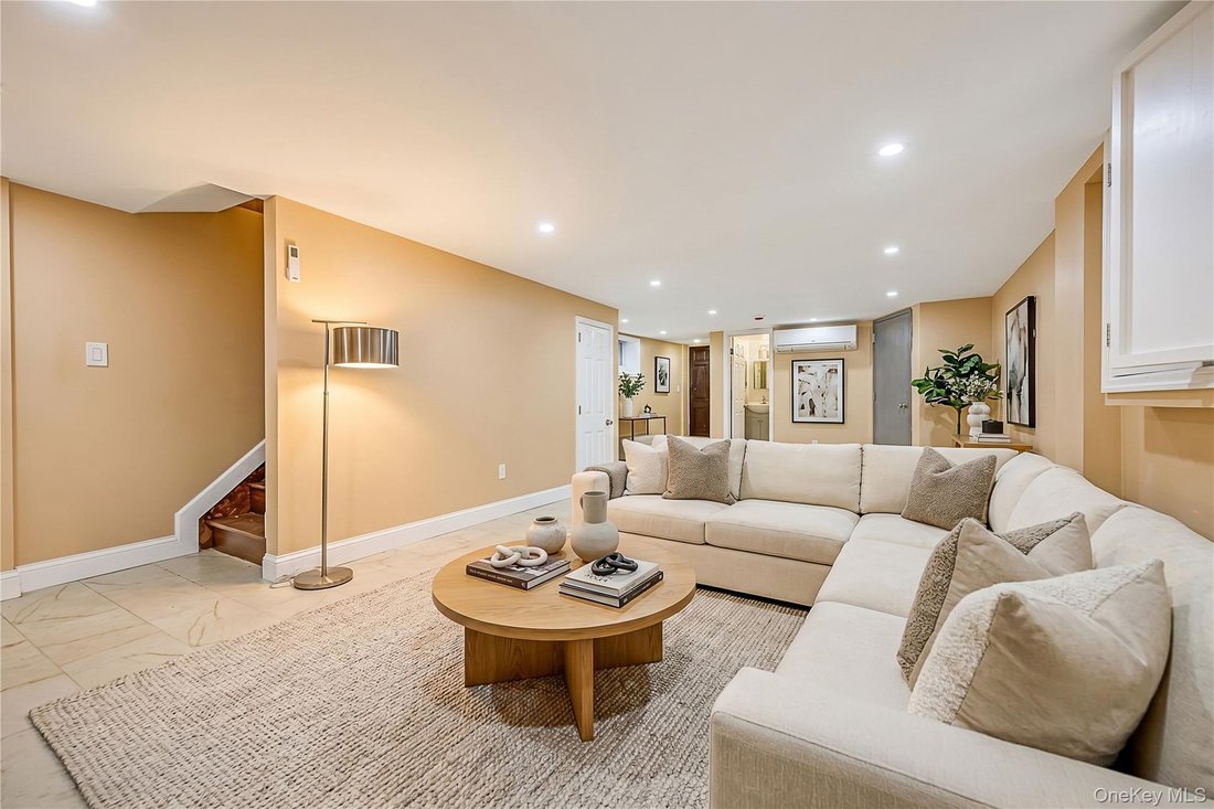 House in New York, New York, United States 3 - 18065690