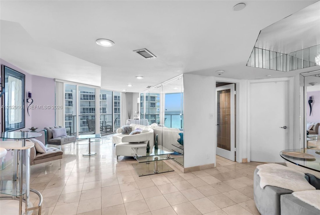 Condo in Sunny Isles Beach, Florida, United States 2 - 18066000