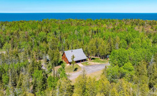 House in Eagle Harbor, Michigan, United States 1