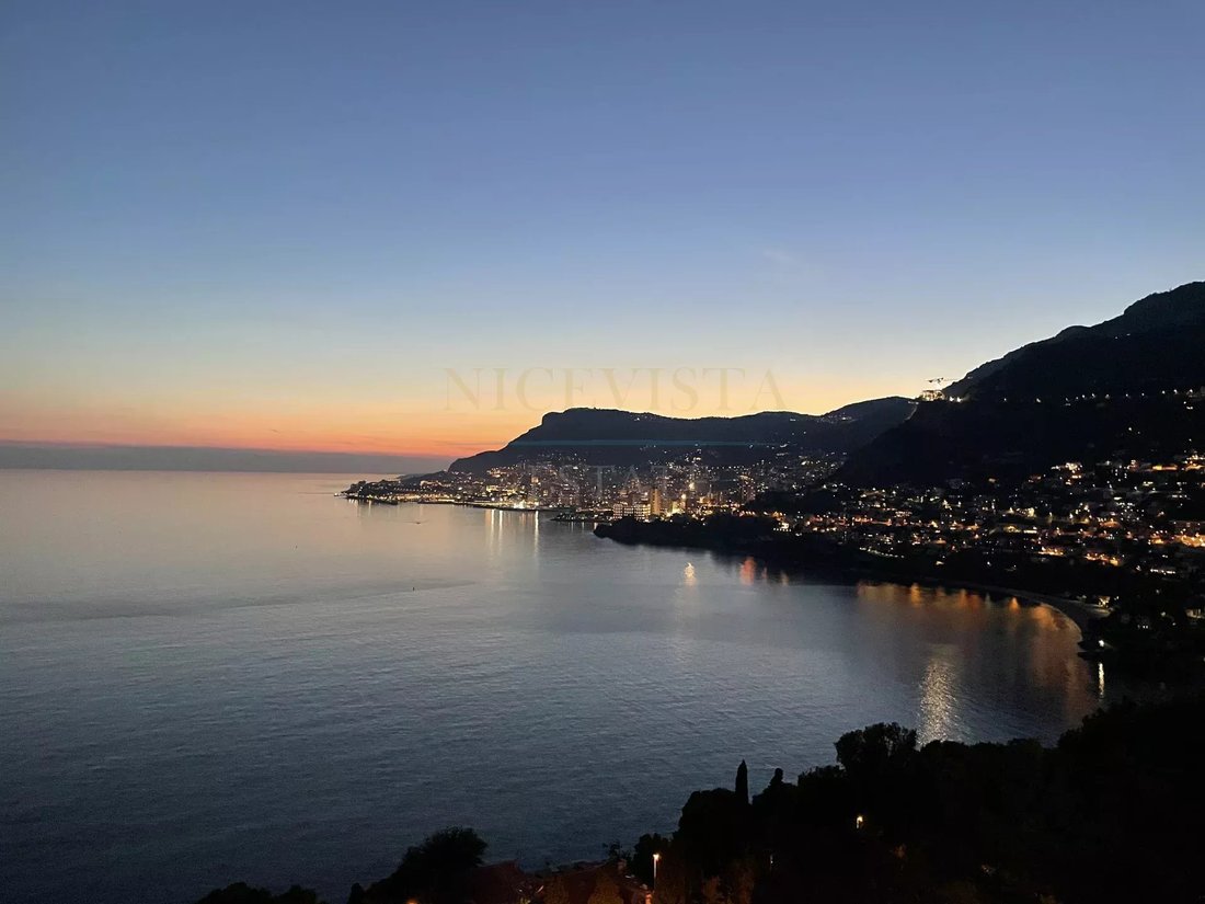 Villa en Roquebrune-Cap-Martin, Provenza-Alpes-Costa Azul, Francia 4 - 16042277