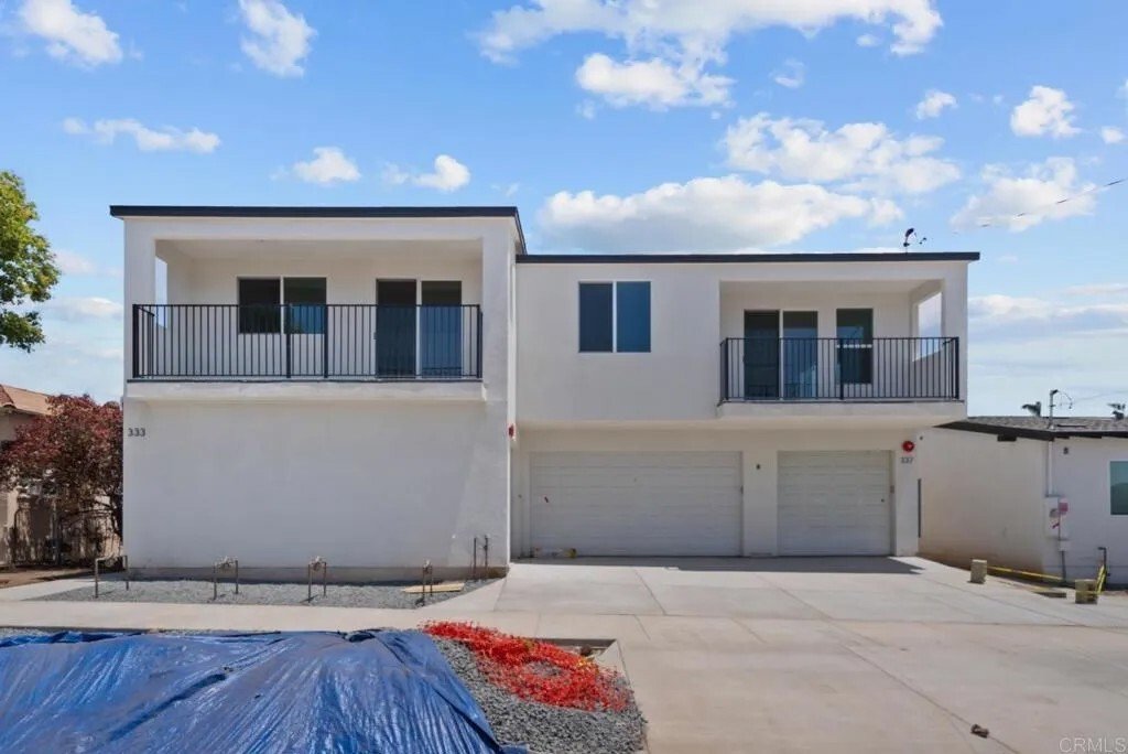 National City, California, United States 3 - 18066373
