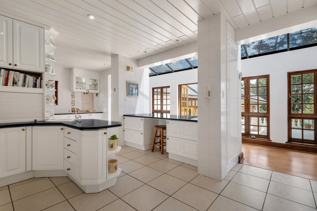 House in Illovo, Chislehurston, Gauteng 3 - 18068891