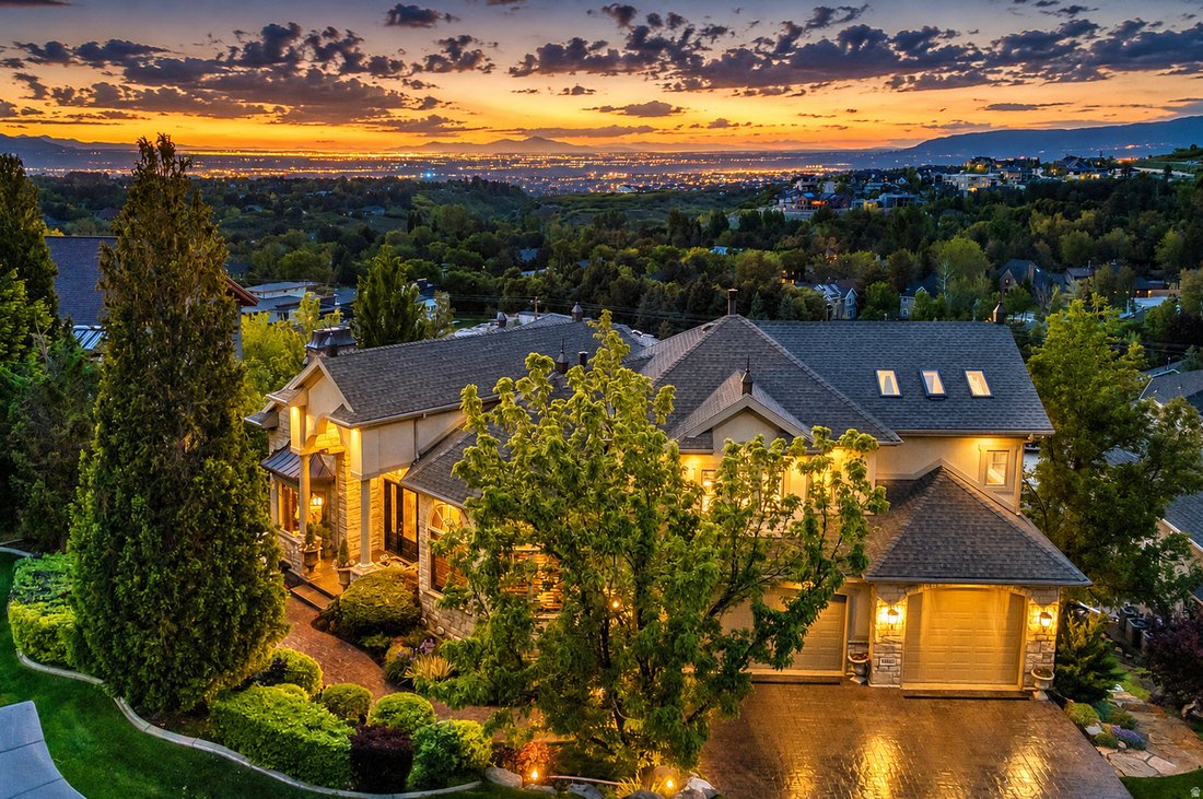 House in Sandy, Utah, United States 1 - 18067323