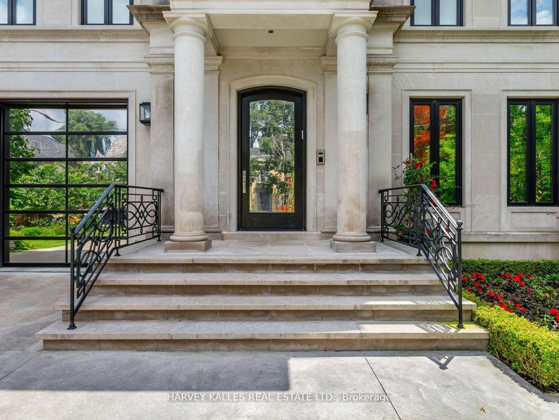 House in Toronto, Ontario, Canada 4 - 18068556