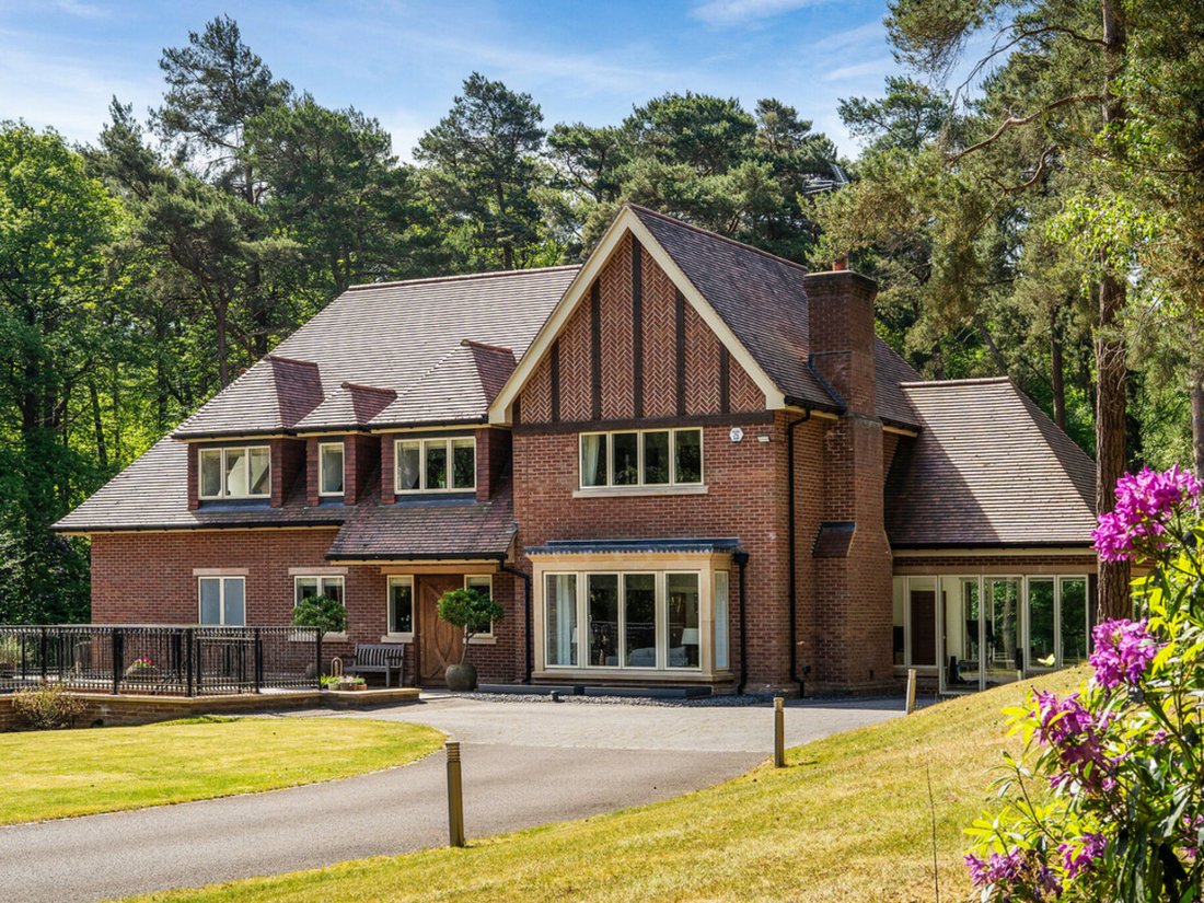 House in The Ridges, England 2 - 18067701