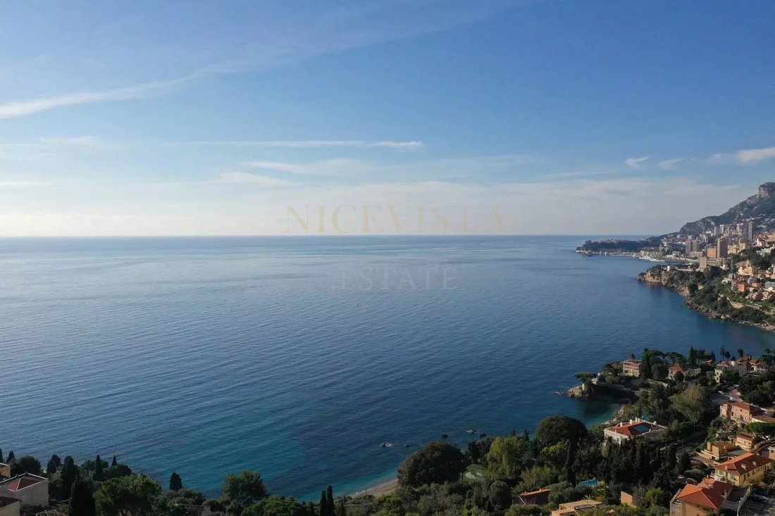 Villa en Roquebrune-Cap-Martin, Provenza-Alpes-Costa Azul, Francia 2 - 16042277