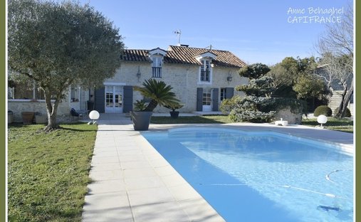House in Nord, Condom, France 1