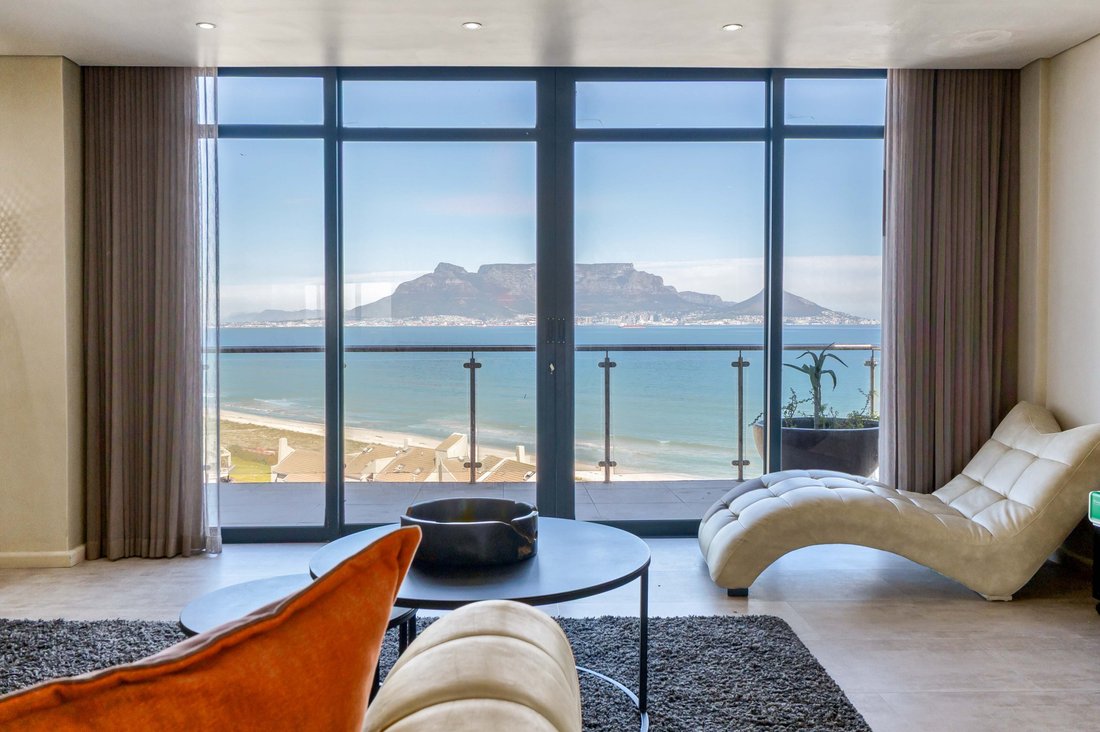 Apartment in Bothasig, Cape Town, South Africa 4 - 18067963