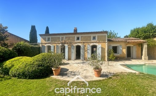 House in Mallemort, Provence-Alpes-Côte d'Azur, France 1