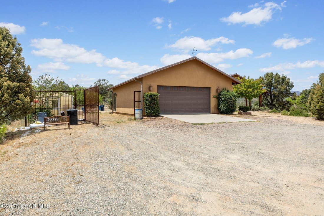 House in Peeples Valley, Arizona, United States 3 - 18067177