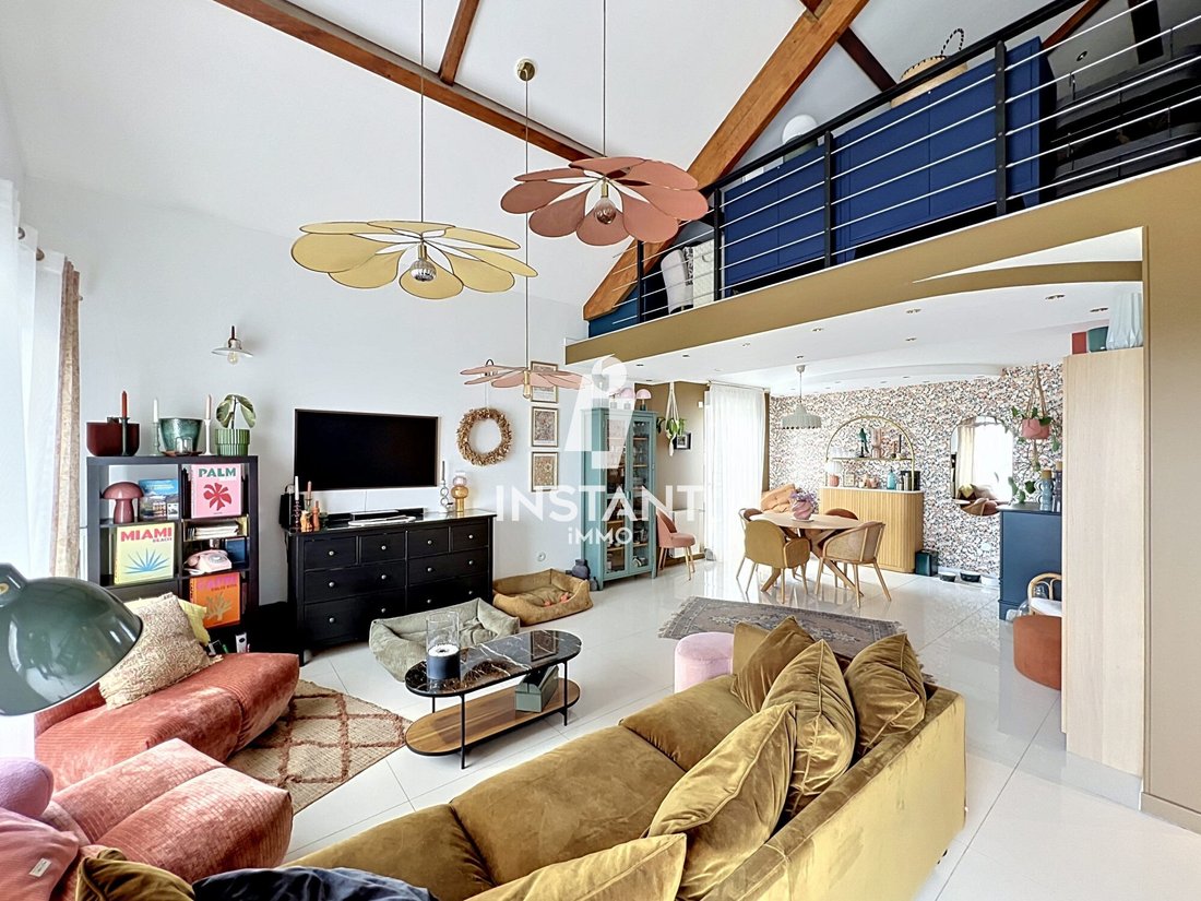 Apartment in Creteil, Ile-de-France, France 1 - 18068873