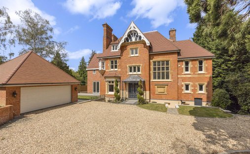 House in Battledown, Charlton Kings, England 1