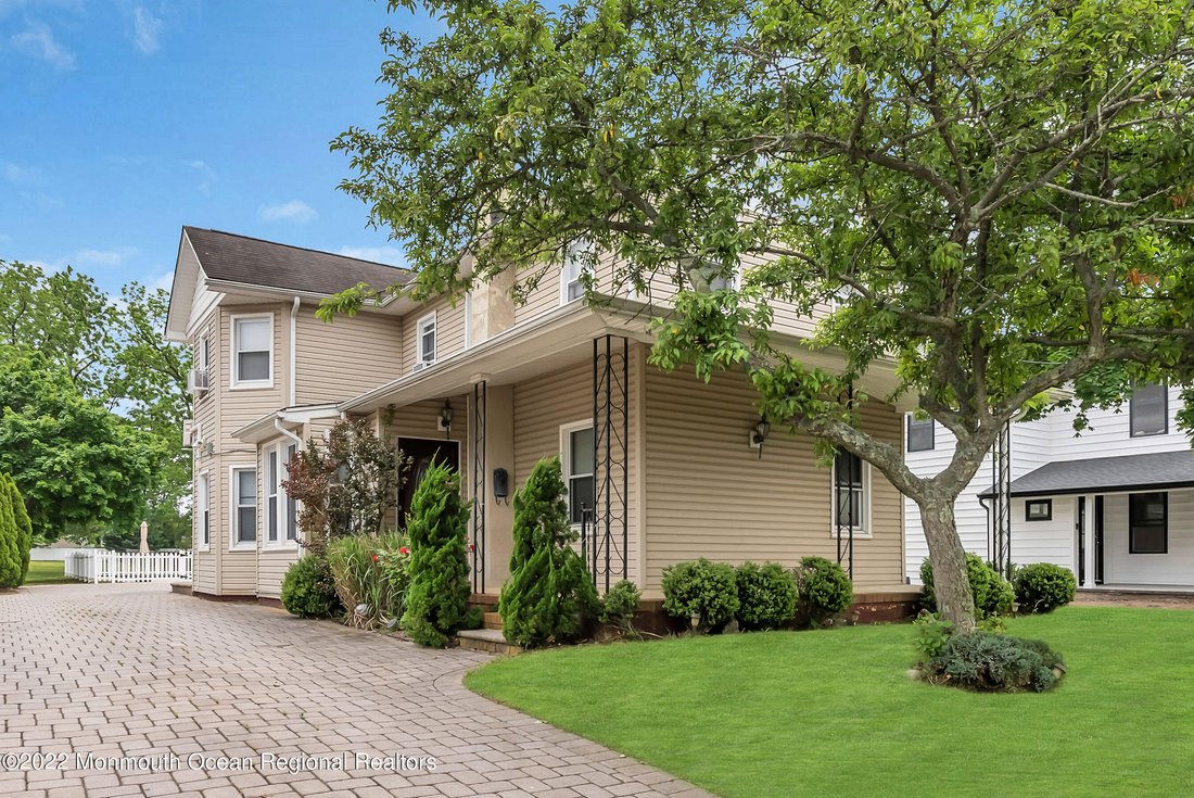 House in Oakhurst, New Jersey, United States 2 - 18066008