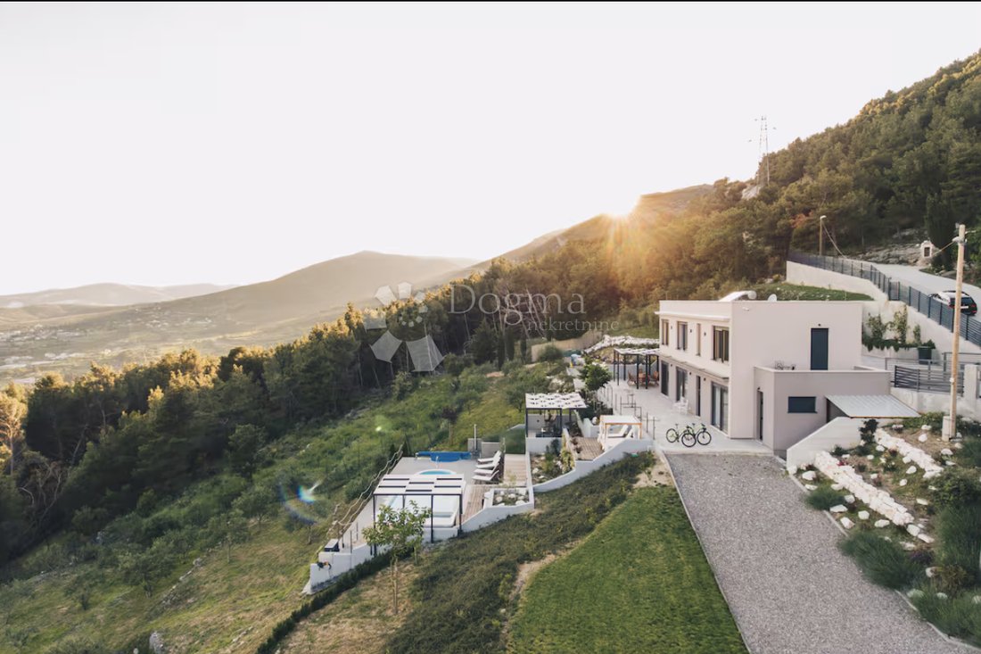 House in Kastel Stari, Split-Dalmatia County, Croatia 1 - 18067559