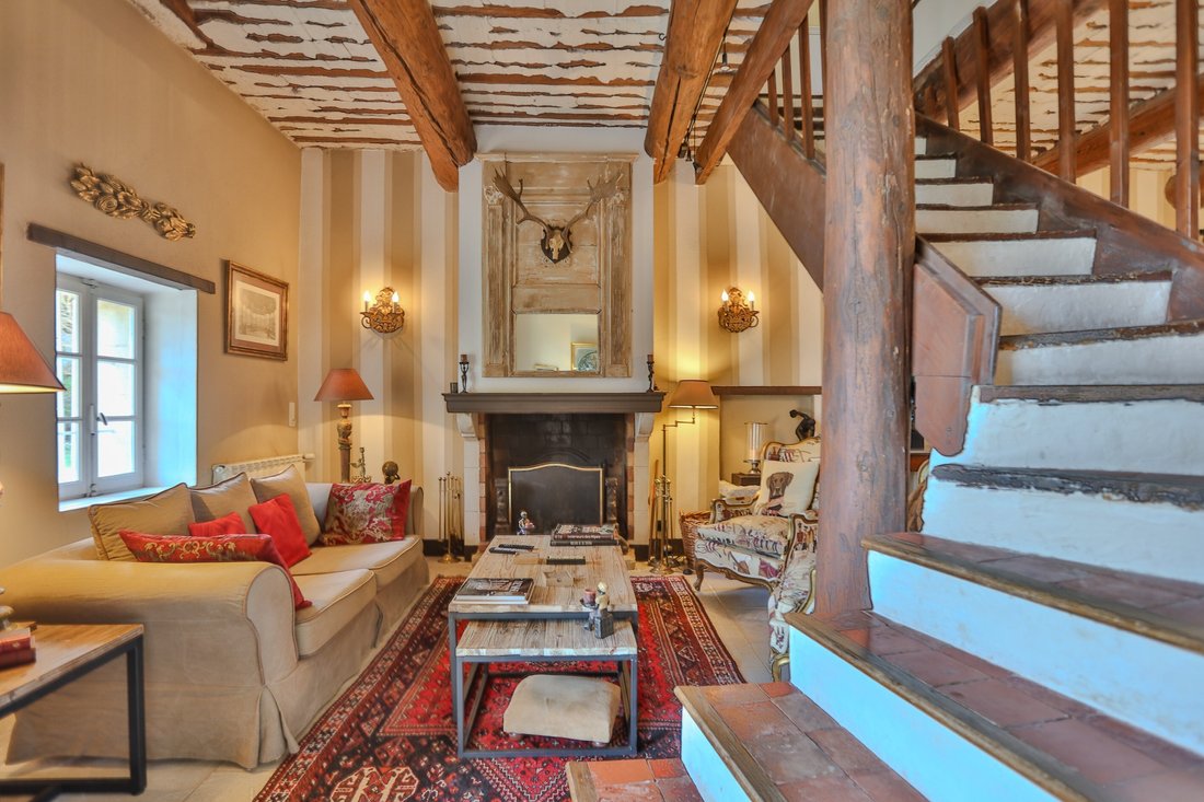 House in Centre Ville, Le Thor, France 5 - 18065587