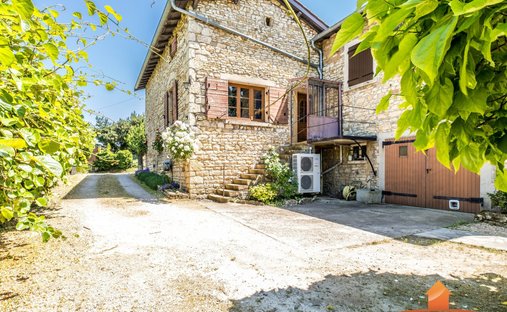 House in Arrondissement of Villefranche-sur-Saône, Auvergne-Rhône-Alpes, France 1