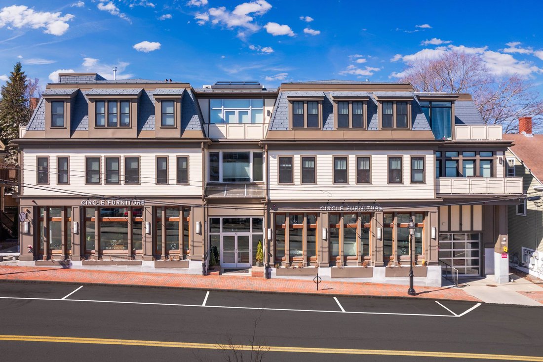 Portsmouth, New Hampshire, United States 1 - 17686890