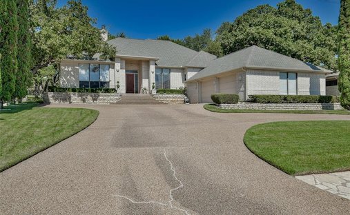 House in Granbury, Texas, United States 1
