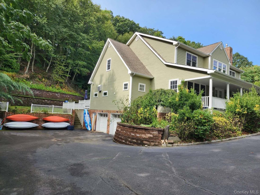 House in Stony Brook, New York, United States 2 - 18065662