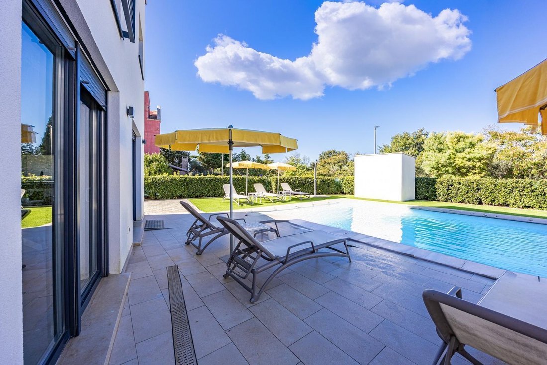 Villa in Banjole, Istria County, Croatia 4 - 18068215