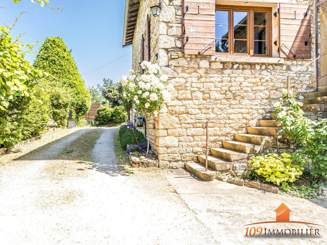 House in Arrondissement of Villefranche-sur-Saône, Auvergne-Rhône-Alpes, France 3 - 18066814