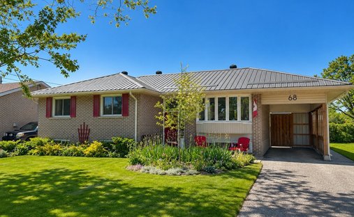 House in Barrie, Ontario, Canada 1