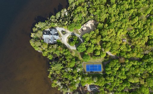 House in Nominingue, Quebec, Quebec, Canada 1