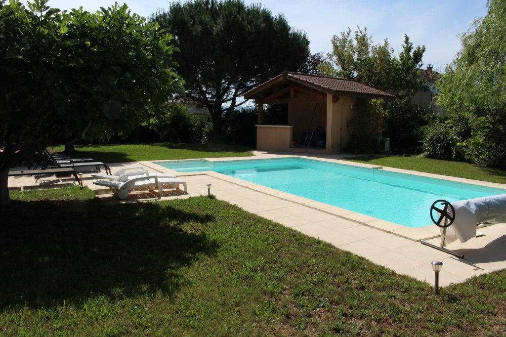 Villa in Nord Est, Roussillon, France 3 - 18067923
