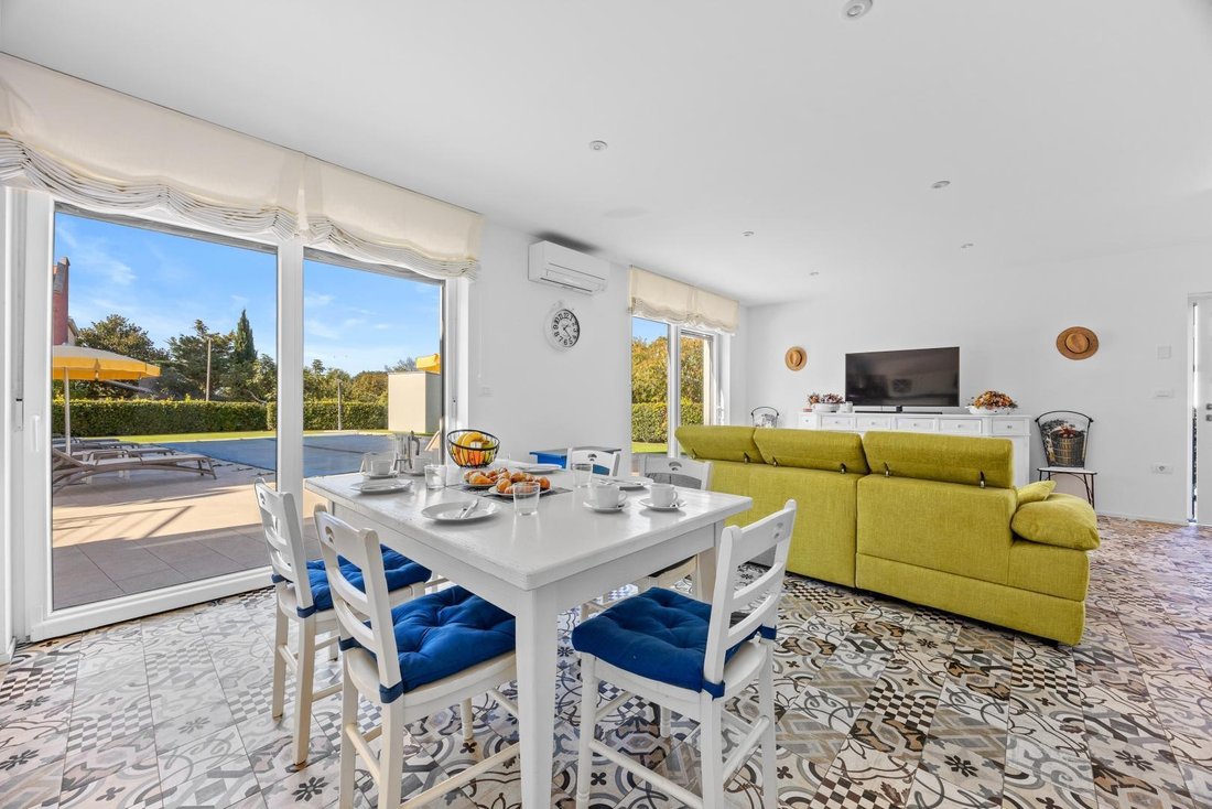 Villa in Banjole, Istria County, Croatia 4 - 18068213