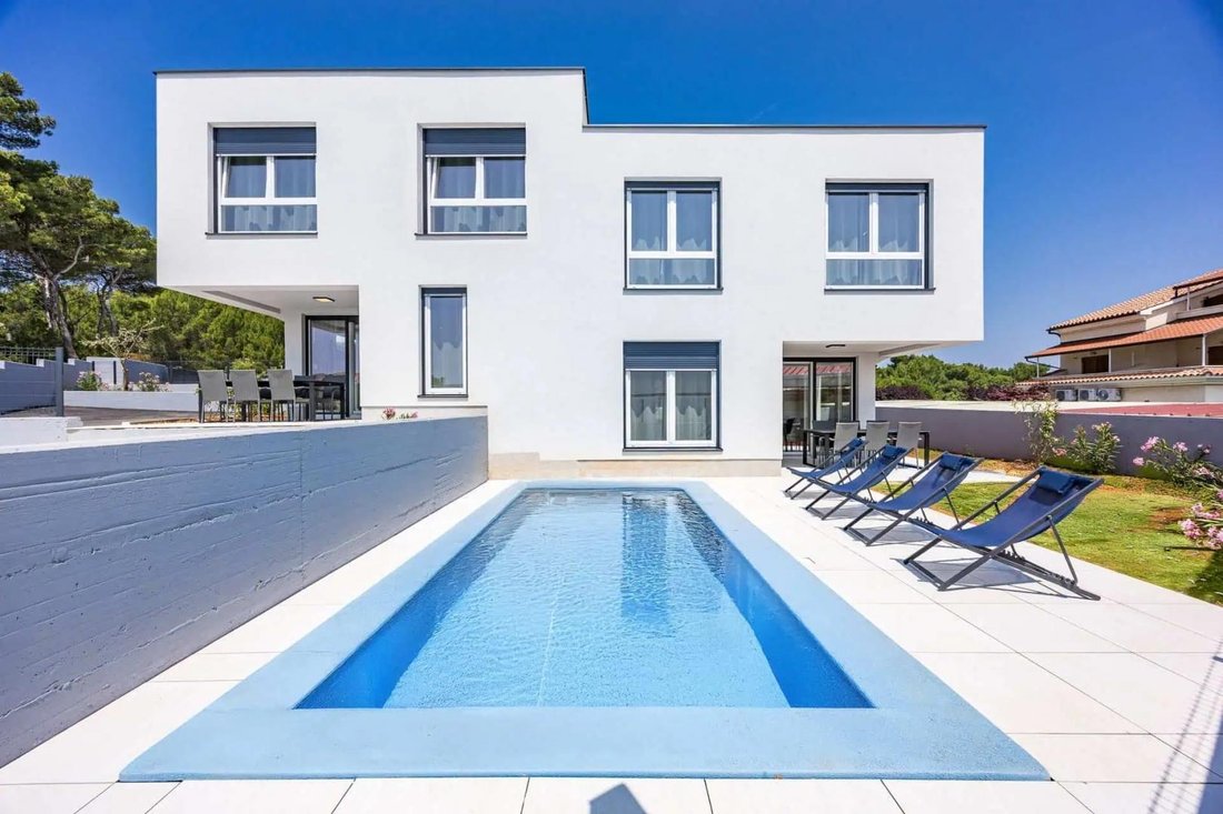 Villa in Premantura, Istria County, Croatia 5 - 18068206