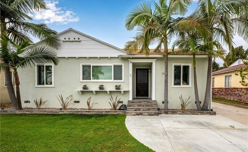 House in Signal Hill, California, United States 1