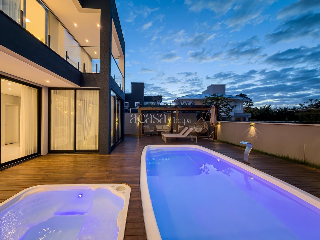 Condo in Florianópolis, State of Santa Catarina, Brazil 4 - 18067648
