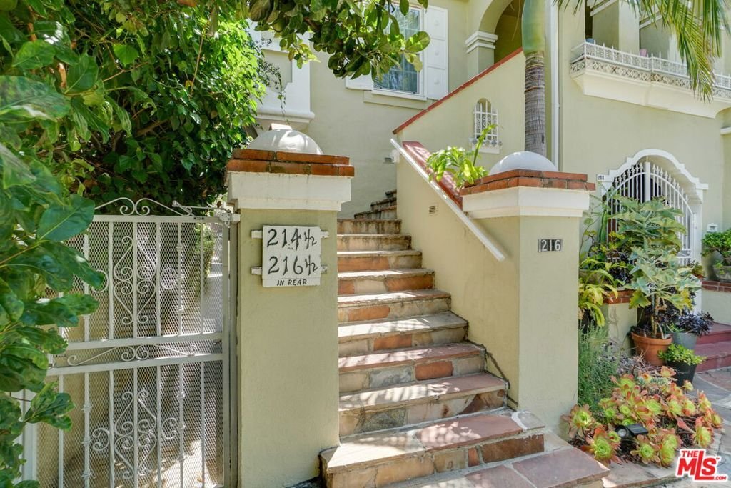 Beverly Hills, California, United States 3 - 18065934